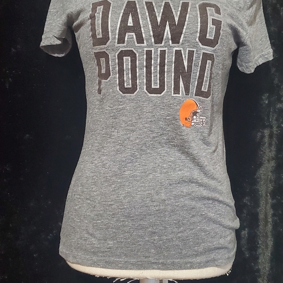 7 OHIO Sports... Seven tops size small (two say xl, but they fit as a small) - Picture 10 of 10